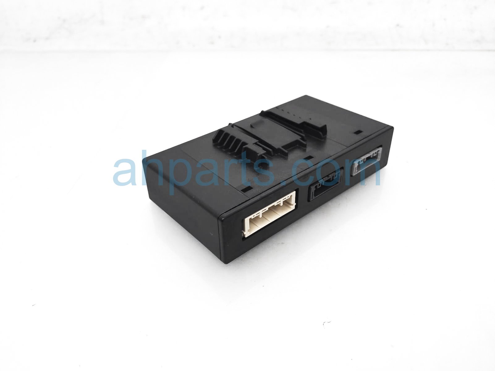 $125 Honda GATEWAY CONTROL MODULE UNIT - LX