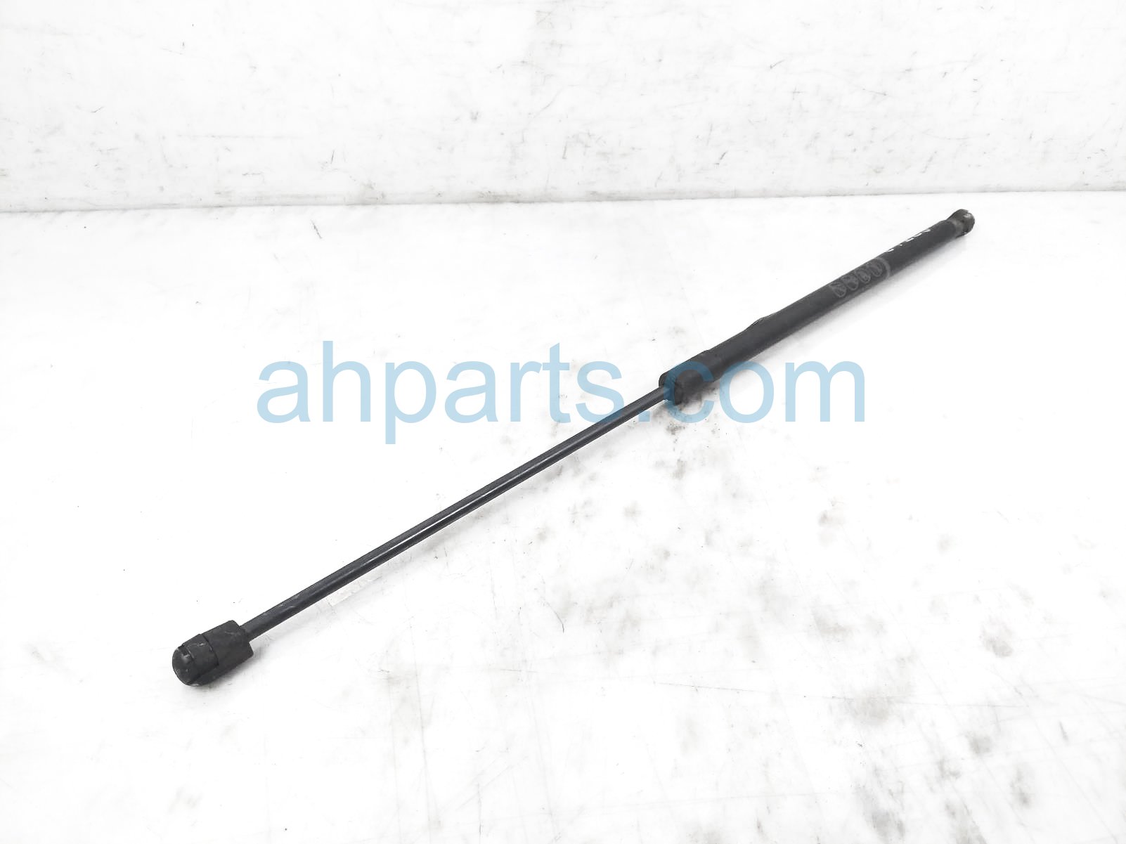 $25 Toyota RH HOOD STRUT / LIFT CYLINDER