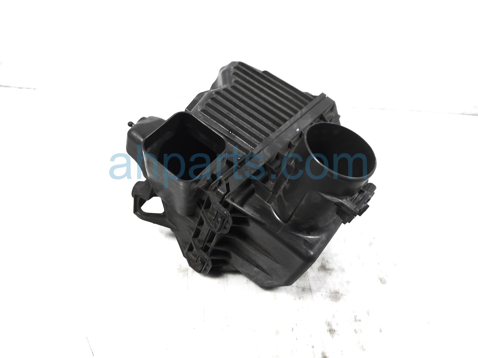 $399 Toyota AIR CLEANER INTAKE BOX