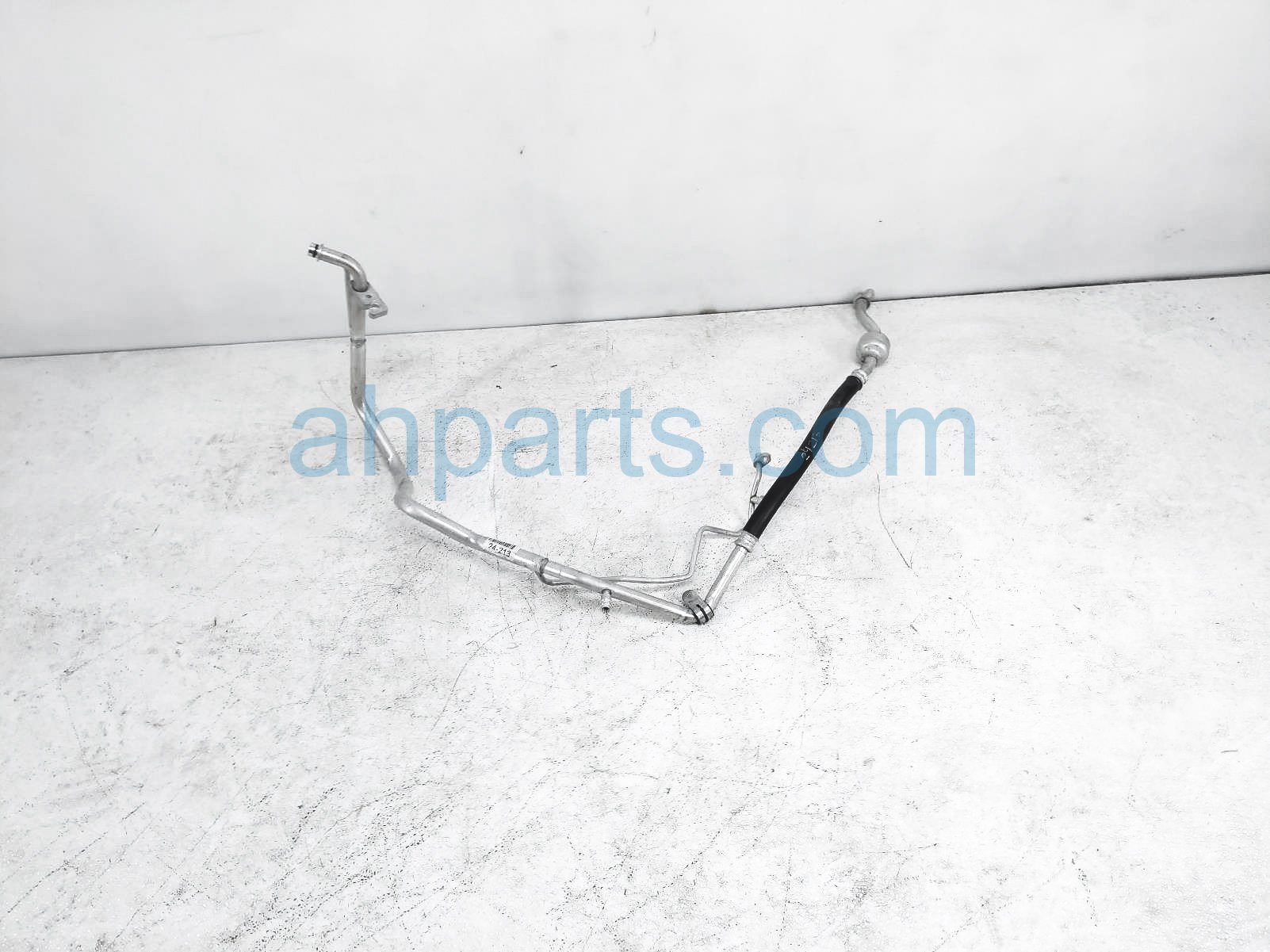 $125 Nissan A/C SUCTION HOSE PIPE HEAT EXCHANGER