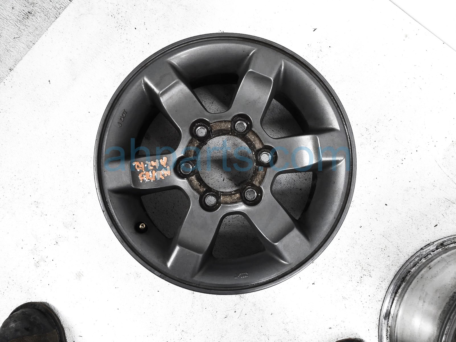 $99 Nissan FR/RH WHEEL / RIM