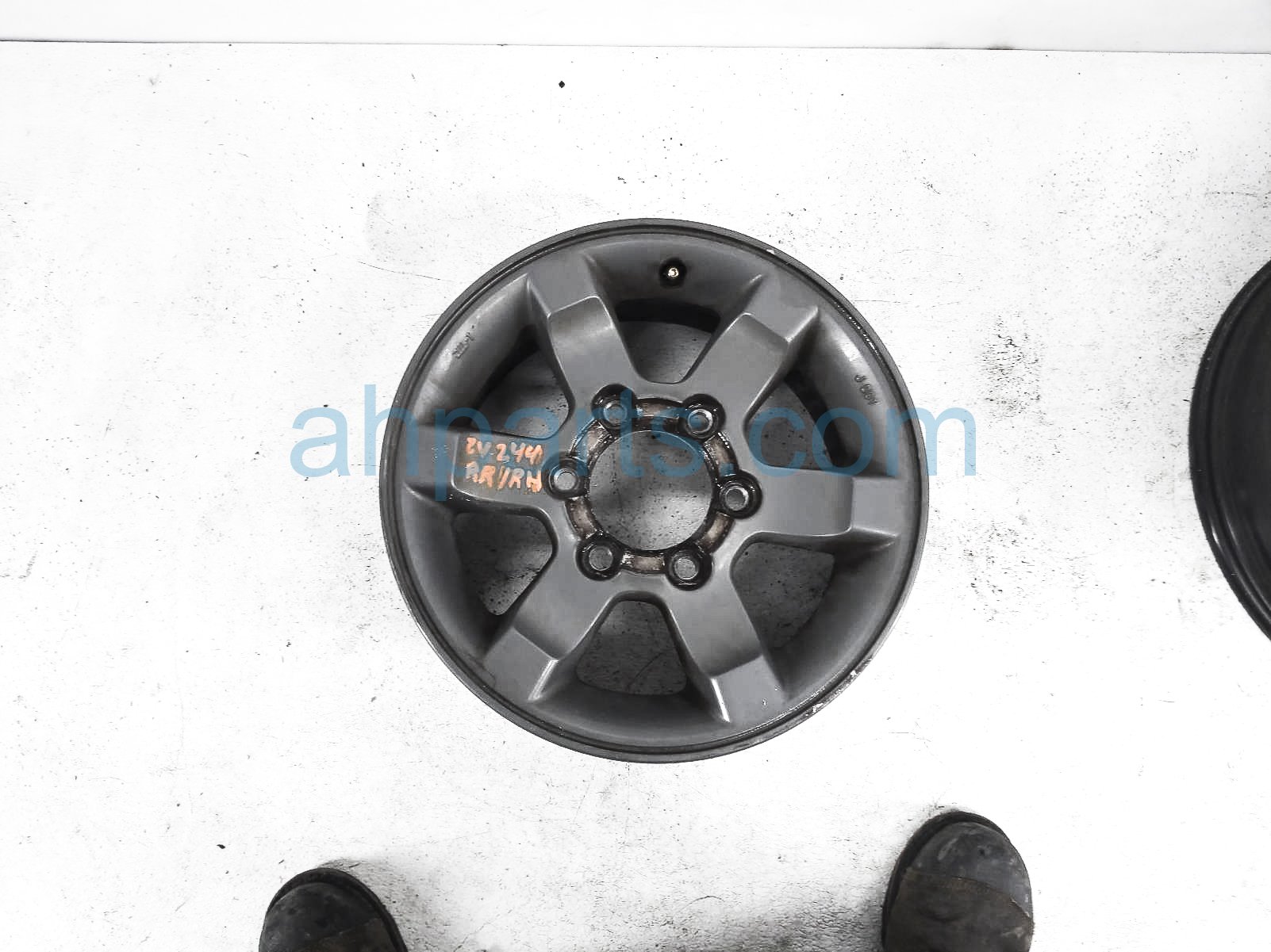 $99 Nissan RR/RH WHEEL / RIM