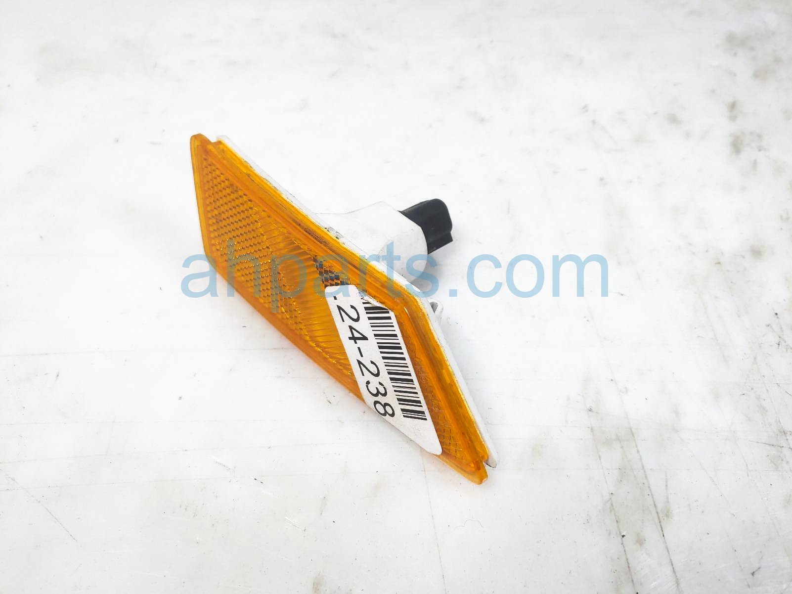 $29 Ford FR/LH SIDE MARKER - AMBER