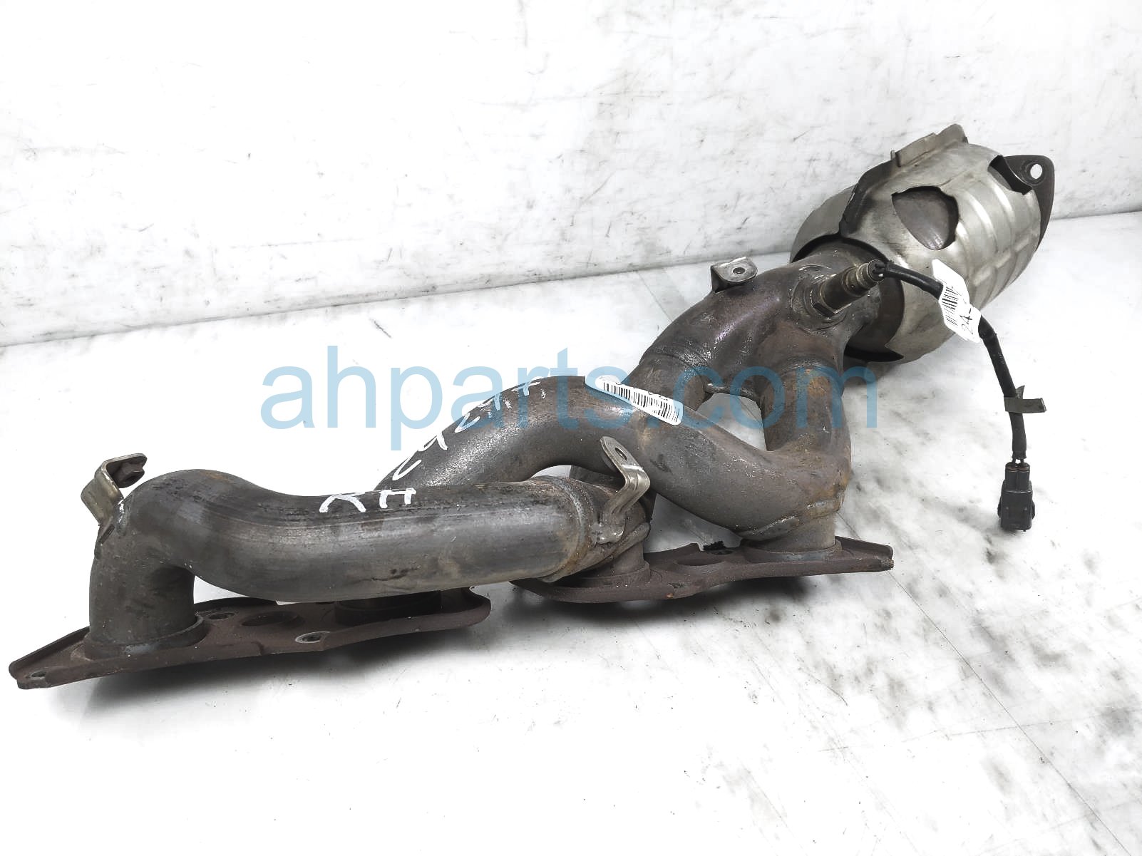 $399 Lexus RH EXHAUST MANIFOLD