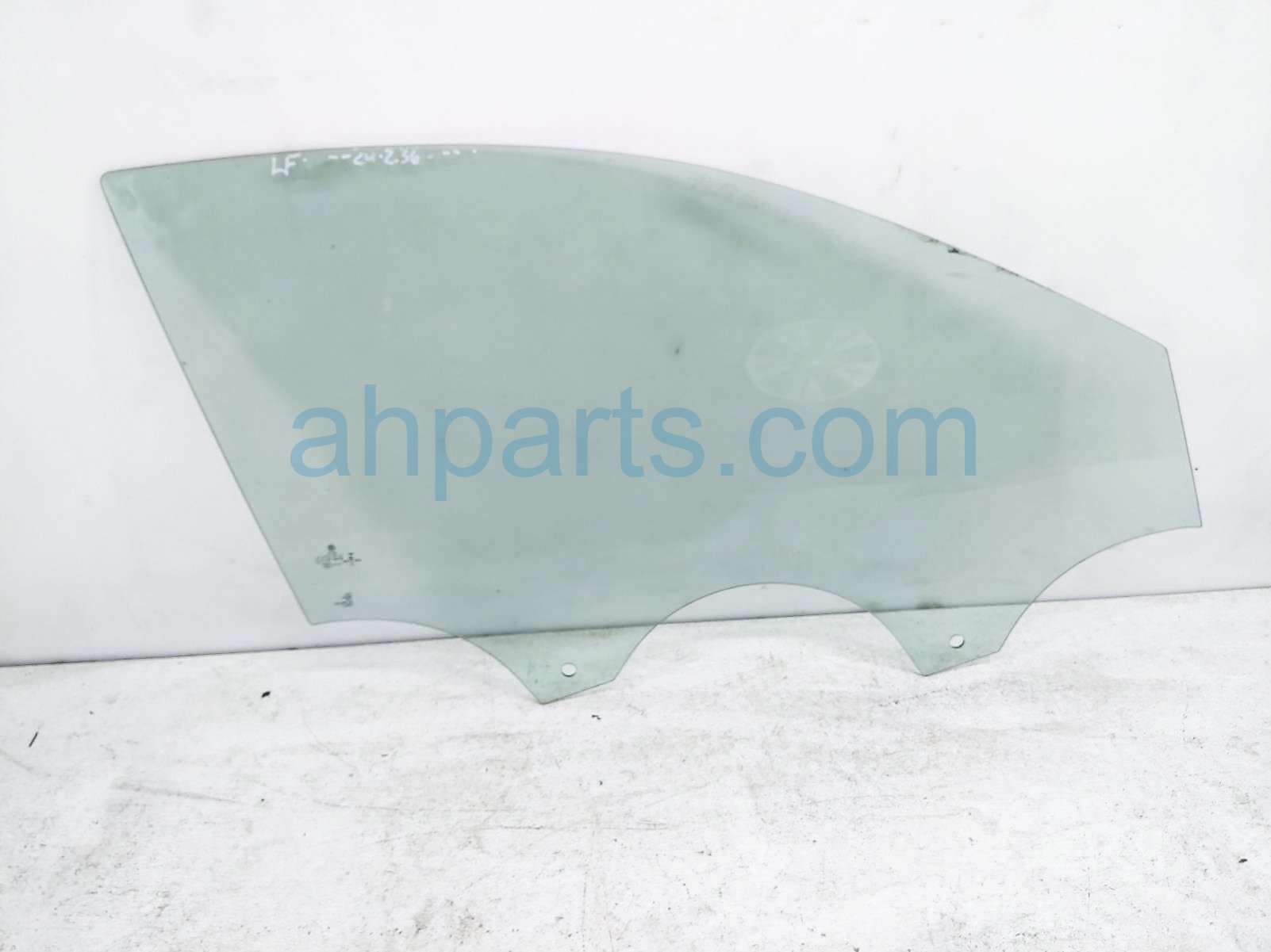 $99 Volkswagen FR/LH DOOR GLASS WINDOW