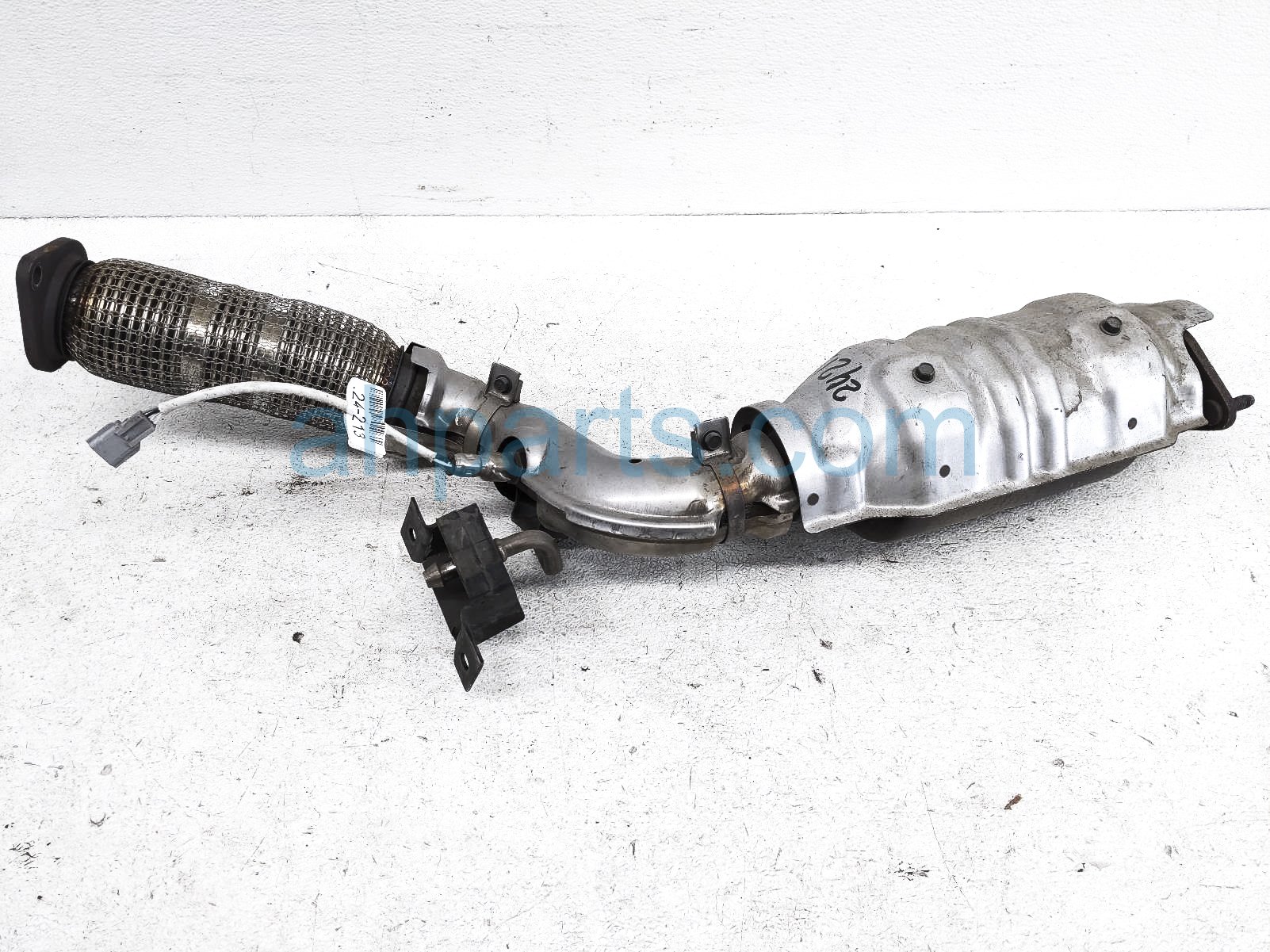 $499 Nissan FRONT EXHAUST CATALYTIC CONVERTER