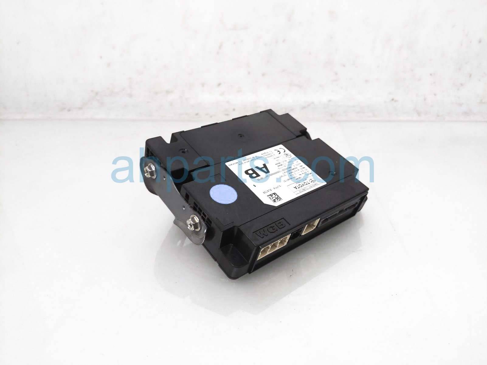 $75 Toyota TELEMATICS TRANCEIVER CONTROL MODULE