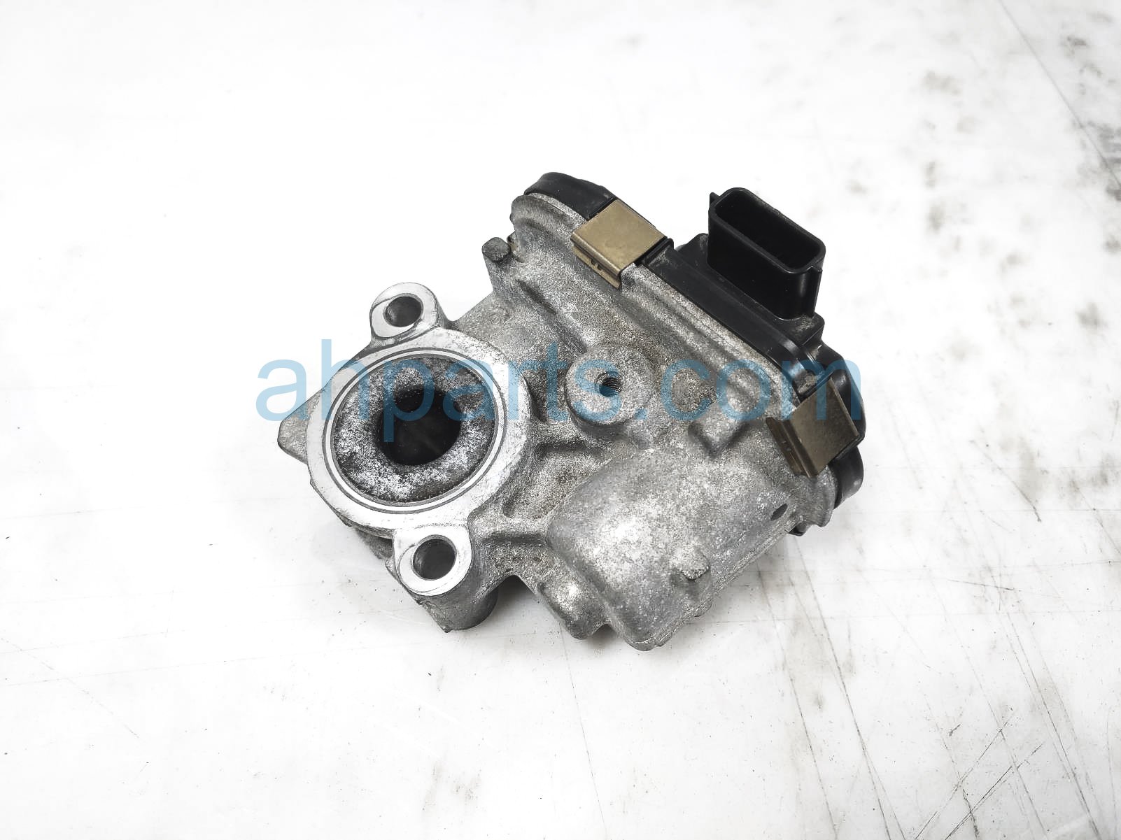 $99 Nissan EXHAUST RECIRCULATION VALVE ASSY