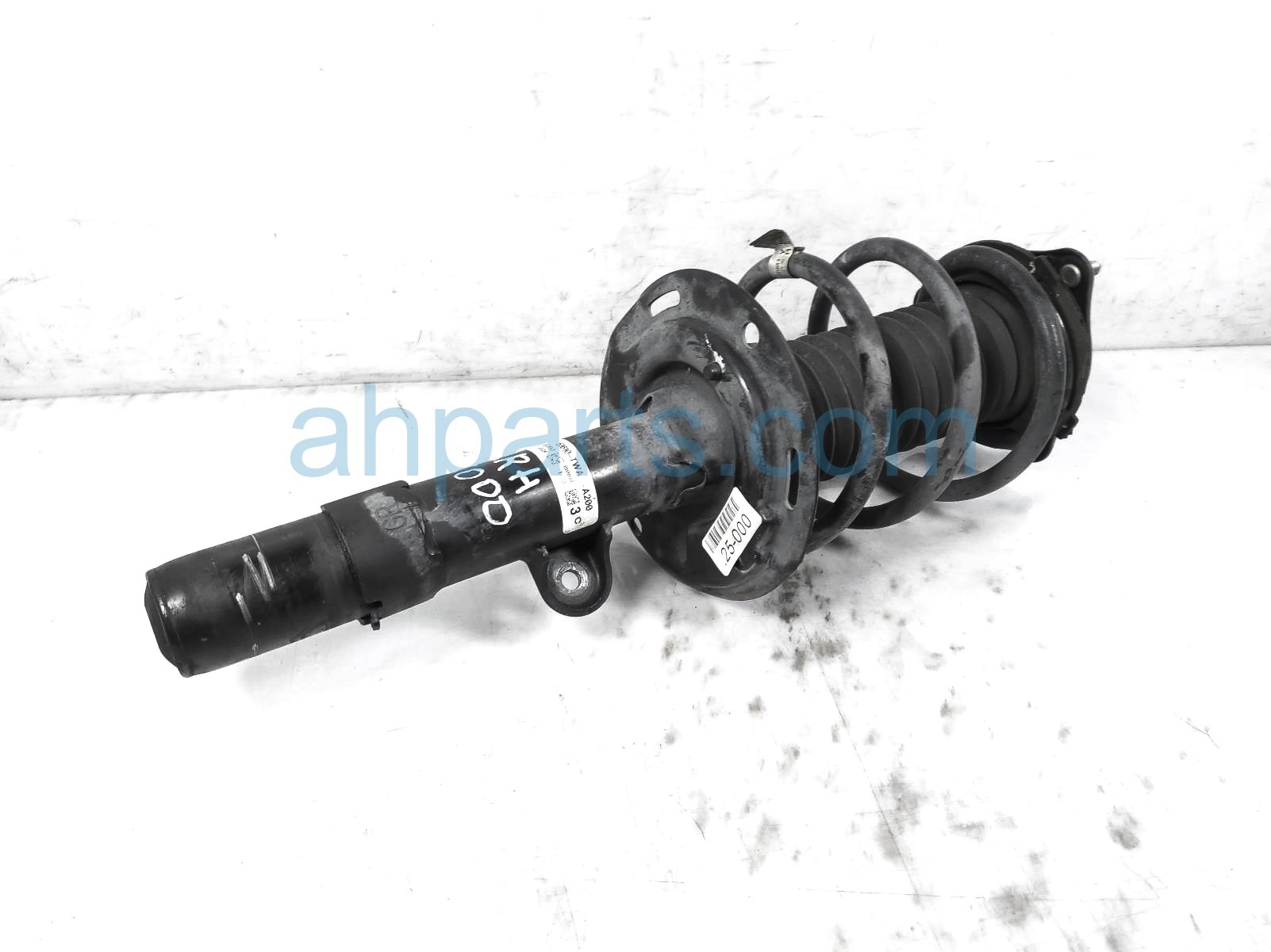 $175 Honda FR/RH STRUT + SPRING - HYBRID