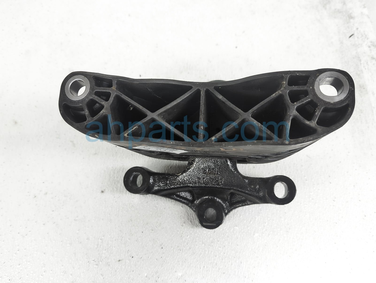 $125 Honda AUTOMATIC TRANSMISSION MOUNT - 1.5L