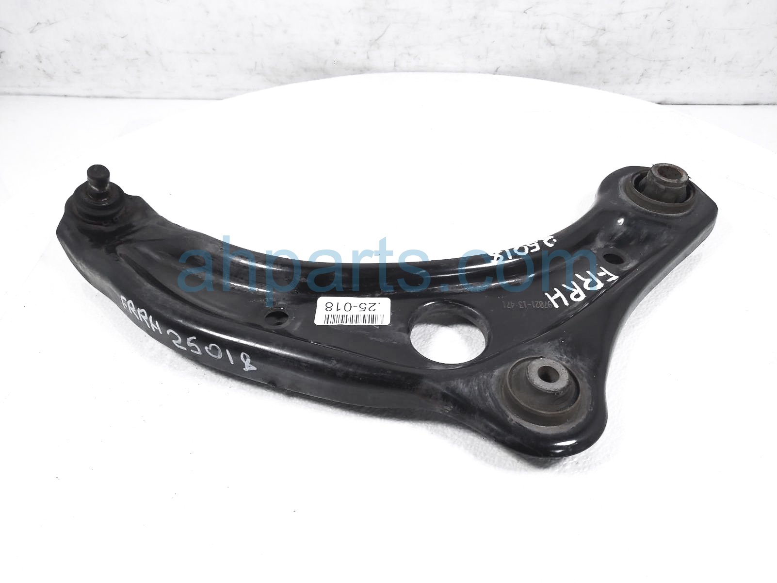 $115 Nissan FR/RH LOWER CONTROL ARM