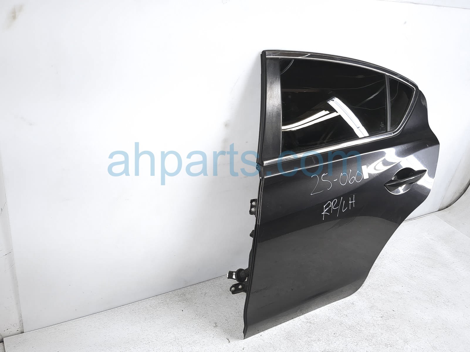 $649 Acura RR/LH DOOR - GREY - NO INSIDE TRIM