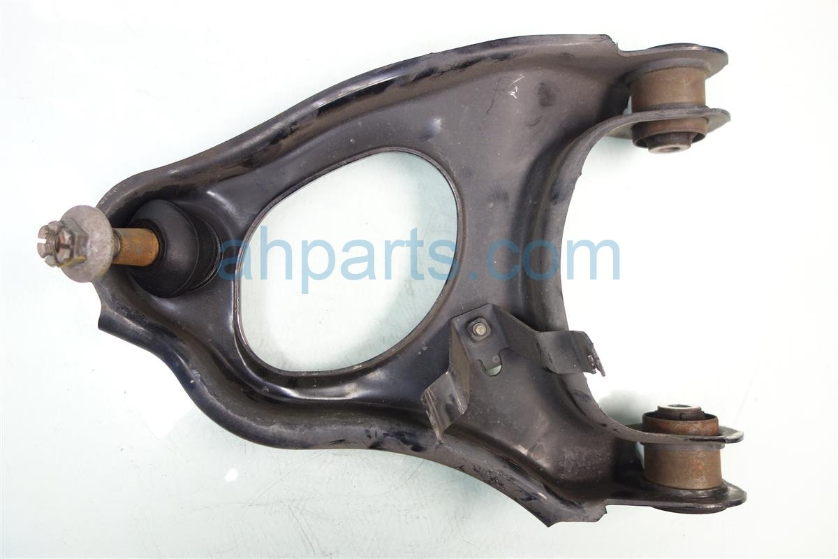 $30 Acura RR/L UPPER ARM 52520-TL0-E01