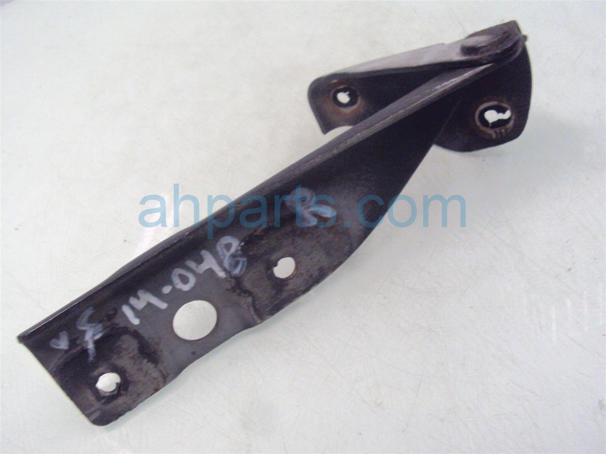 $10 Acura RH HOOD HINGE