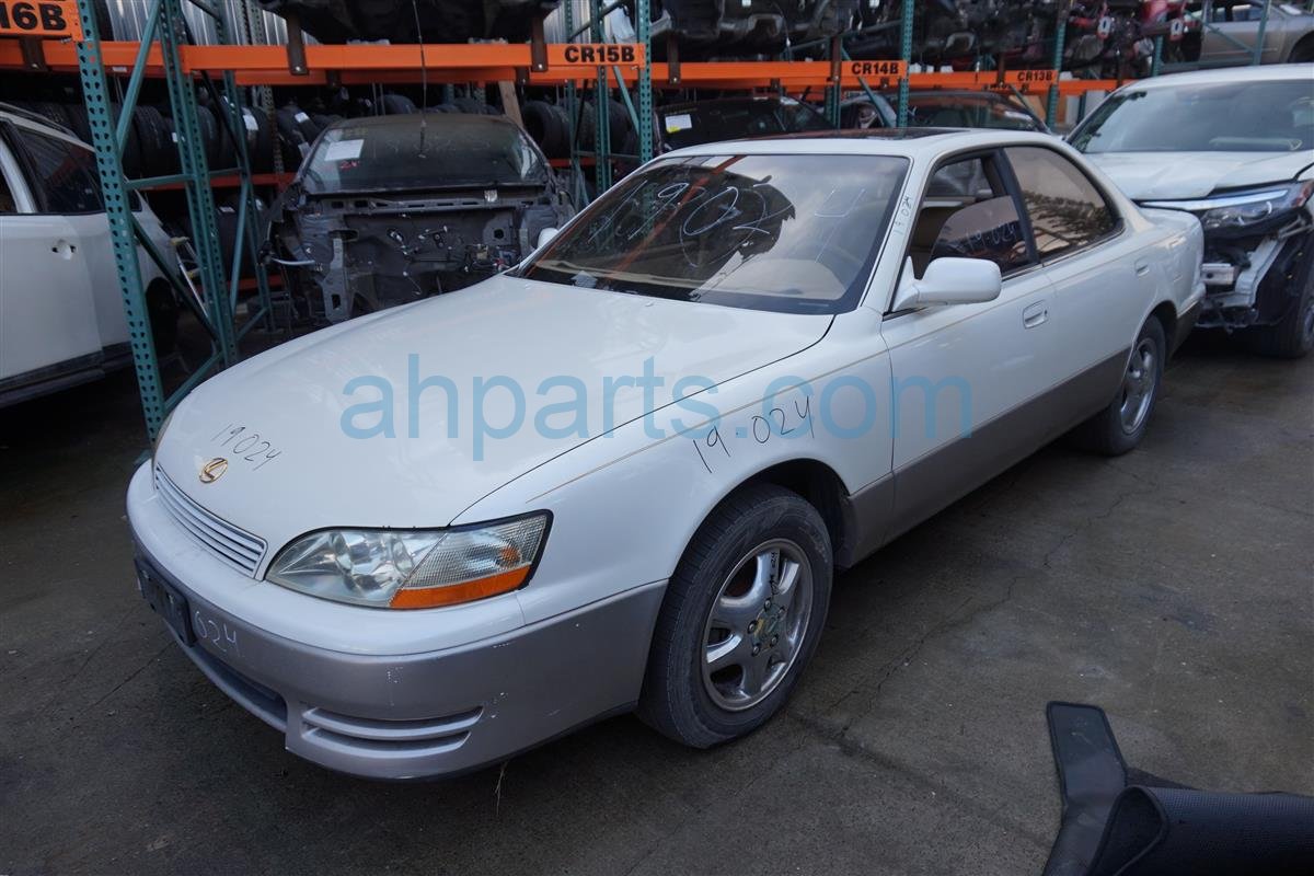 Used OEM Lexus ES300 Parts