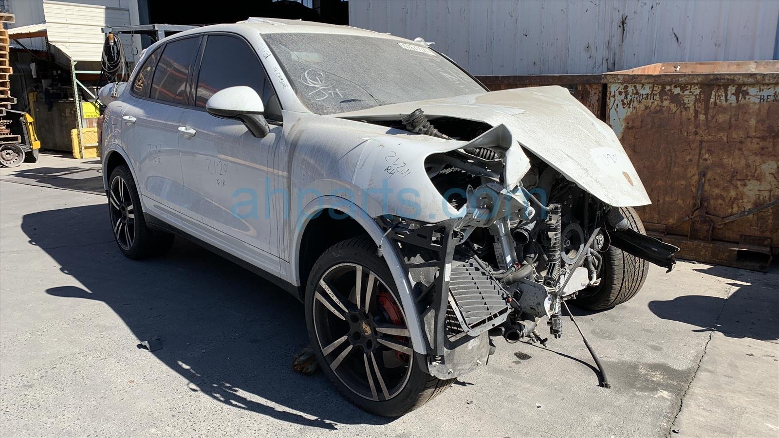 2014 Porsche Cayenne Replacement Parts