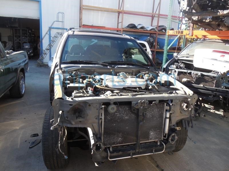 2001 Nissan Pathfinder Replacement Parts